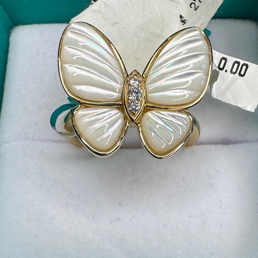 Effy Diamonds and mother of pearl, Gold Butterfly Ring NEW WITH TAGS